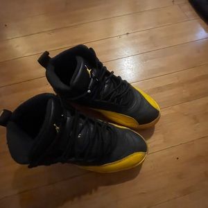 i’m selling jordan 12s for money.